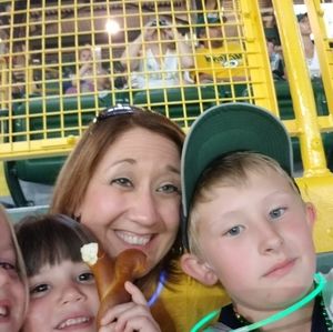 Meet your Posher, Anna